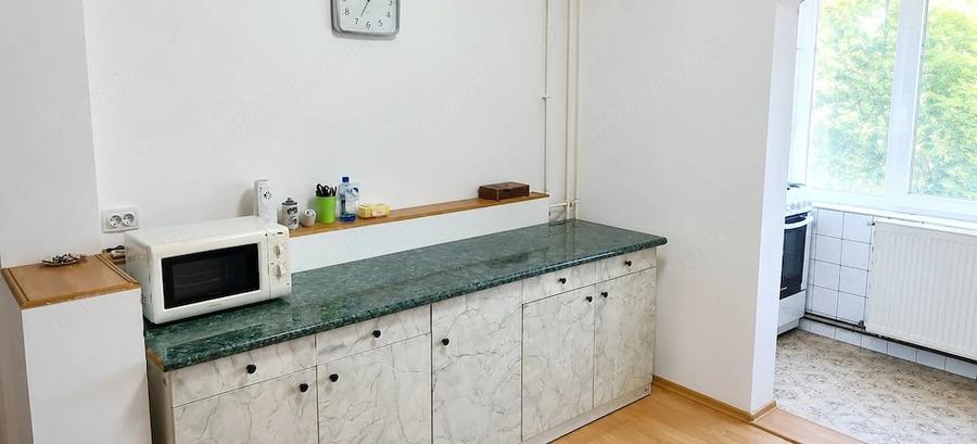 Apartament cu 2 camere decomandat în Soarelui