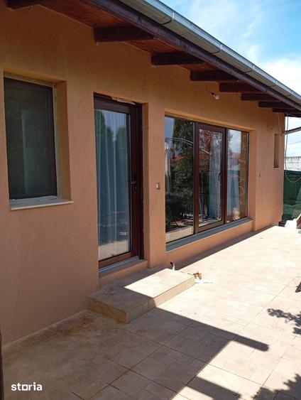 Casă cu 4 camere cu Teren 800 Mp în Viile Satu Mare