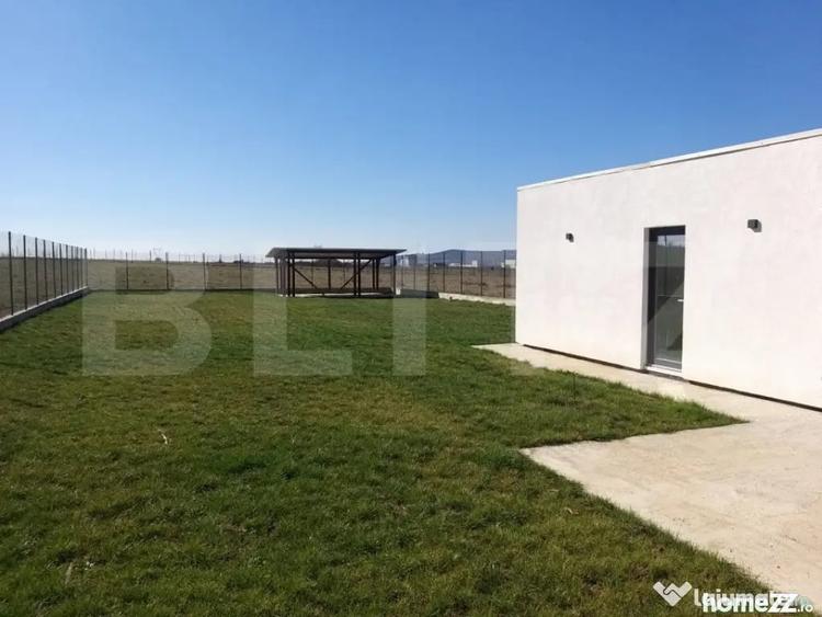 Casă cu 4 camere cu Teren 875 Mp în Oșorhei