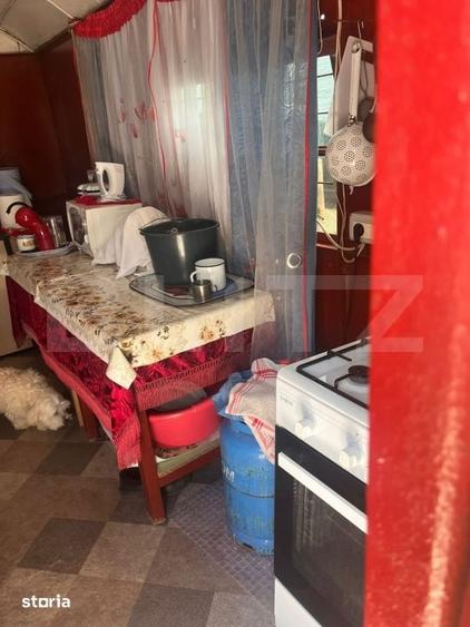 Casă cu 2 camere cu Teren 3548 Mp în Doba