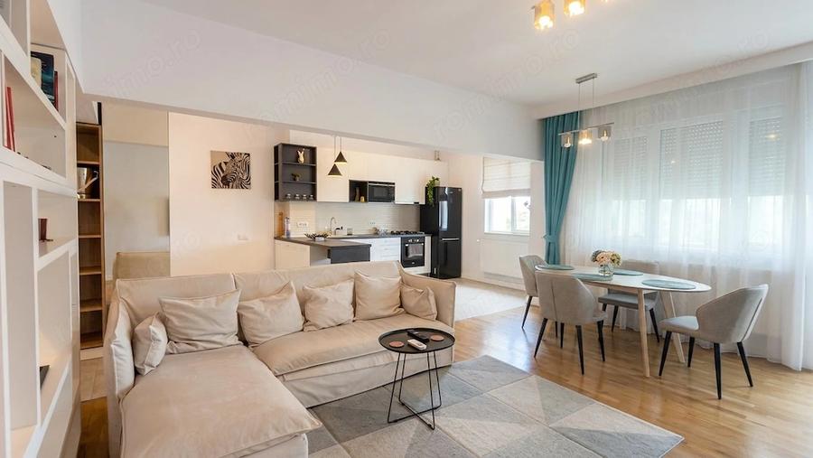 Apartament cu 2 camere, mobilat în Universitate