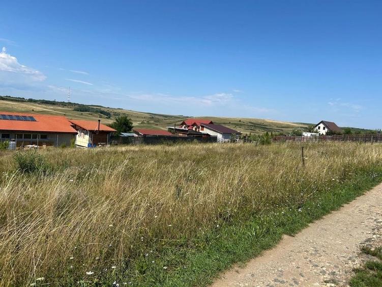 Teren de 1220 mp, în Central