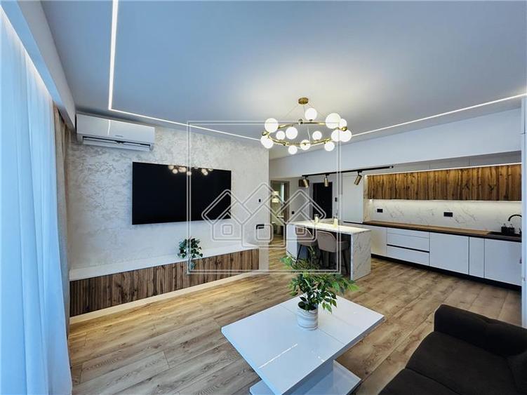 Apartament cu 2 camere decomandat în Exterior Sud