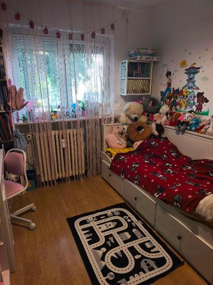 Apartament cu 3 camere decomandat în Inel II