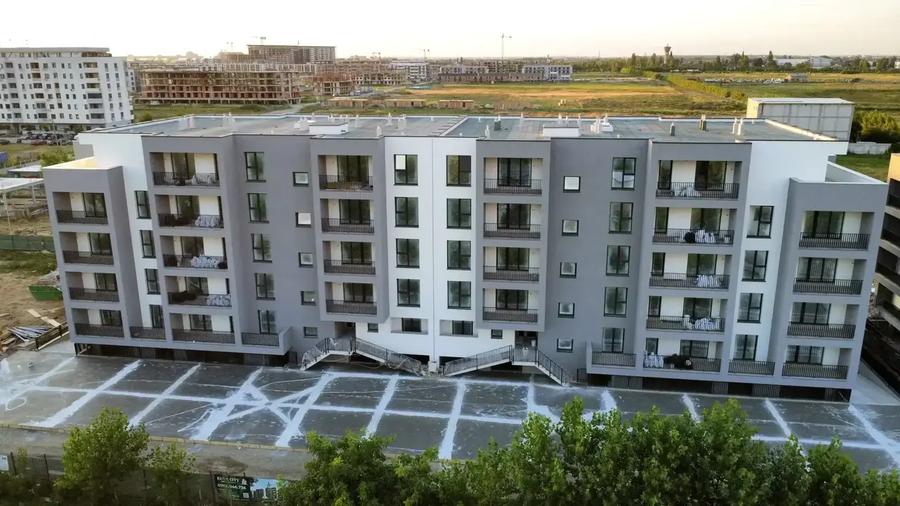 Apartament cu 3 camere decomandat în Theodor Pallady