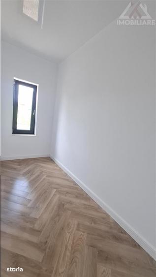 Casă cu 4 camere cu Teren 400 Mp în Rediu