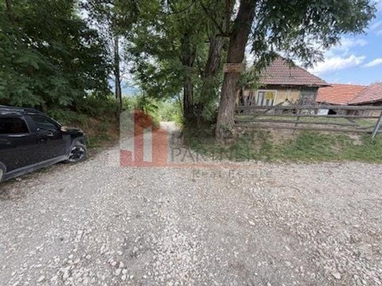 Teren Construcții intravilan de 3000 mp, în Bran