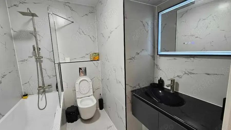 Apartament cu 2 camere decomandat în Tei