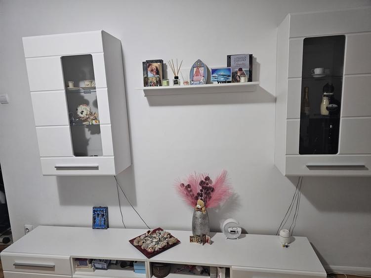 Apartament cu 3 camere decomandat în Dristor