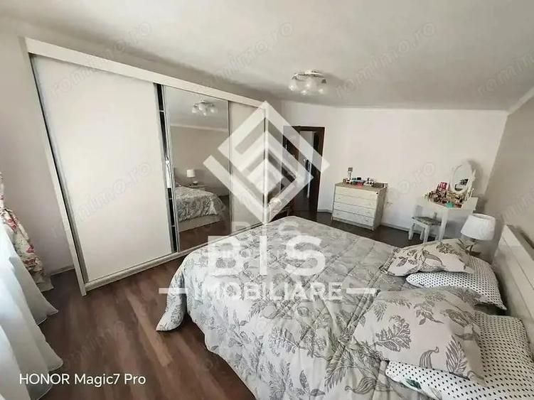 Casă cu 5 camere cu Teren 3500 Mp în Nord