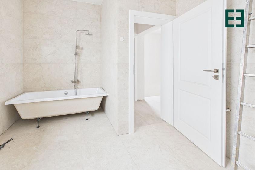 Casă individuală cu 4 camere cu Teren 300 Mp în Tisa Nouă