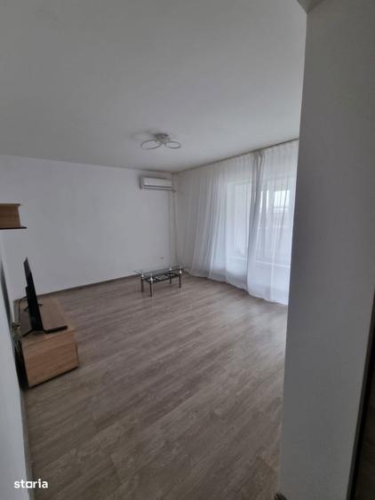 Apartament cu 3 camere decomandat în Chiajna