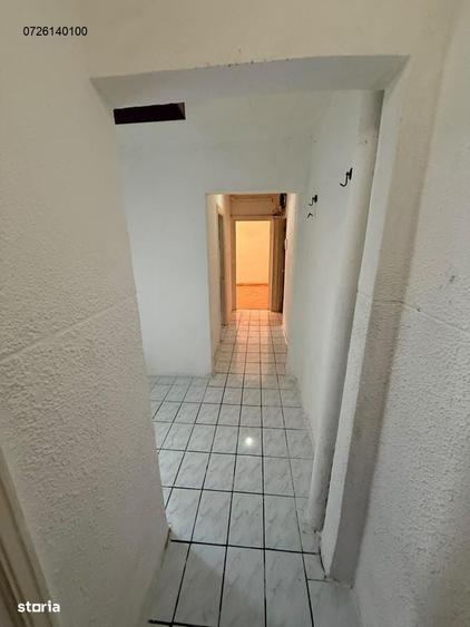 Spațiu comercial, de 53 mp, în CET