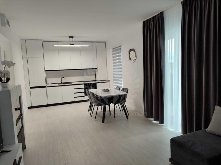 Apartament cu 3 camere decomandat, mobilat în Păulești