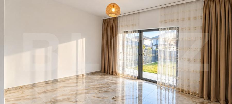 Duplex cu 3 camere cu Canalizare în Valea Lupului