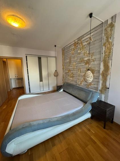 Apartament cu 3 camere în Torontalului
