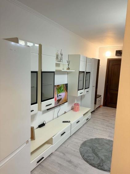 Garsonieră decomandată în Iosia