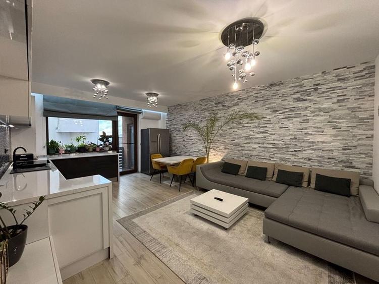 Apartament cu 2 camere în Florești