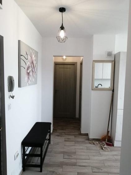 Apartament cu 2 camere semidecomandat în Mărăști