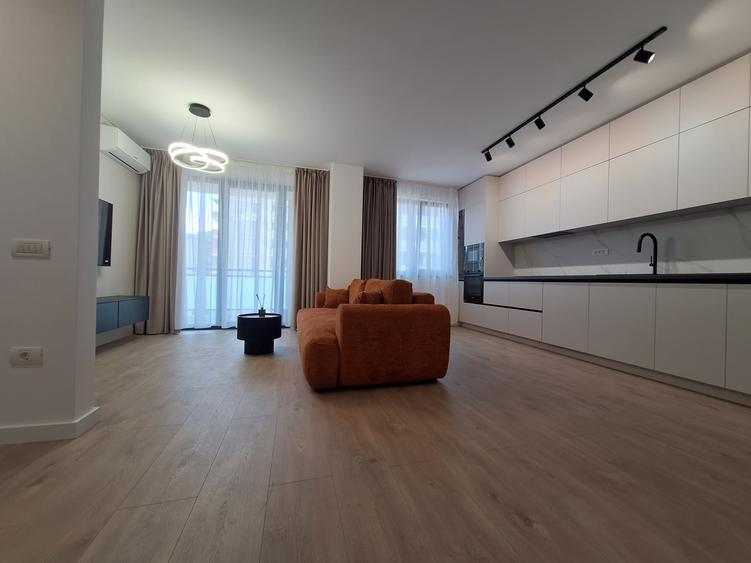 Apartament cu 2 camere decomandat, mobilat în Aradului