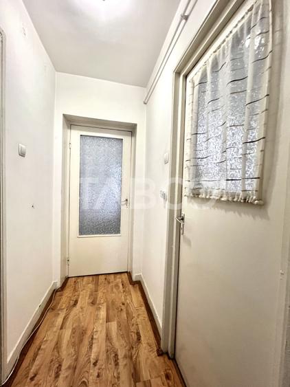 Apartament cu 3 camere semidecomandat, mobilat în Mănăștur
