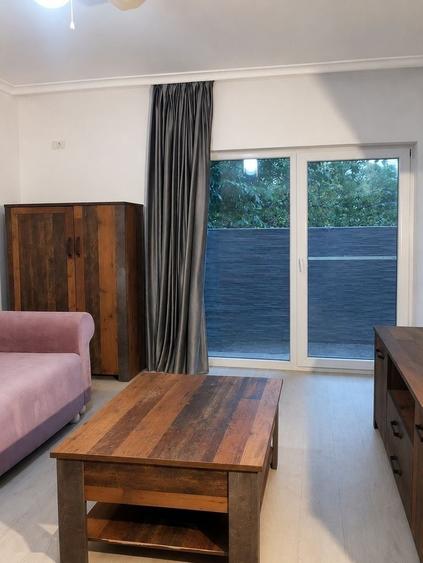 Apartament cu 2 camere semidecomandat, mobilat în Chișoda