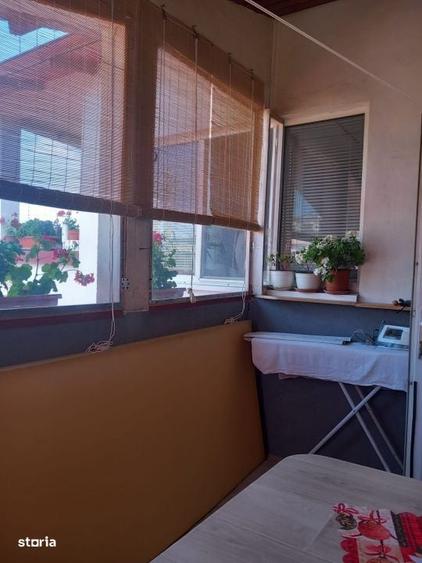 Casă cu 3 camere în Bughea de Sus
