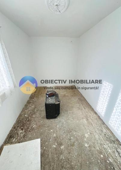 Casă cu 5 camere cu Canalizare în Ciritei