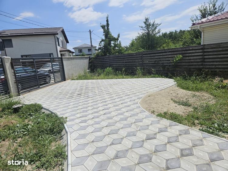 Casă cu 4 camere în Dragomirești-Deal