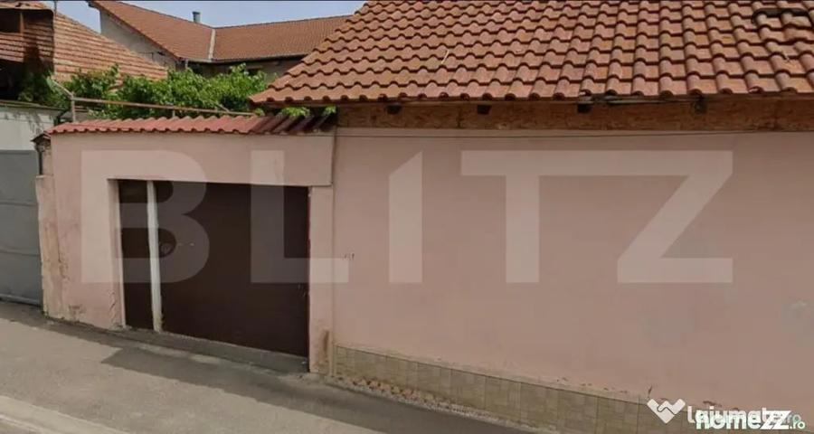 Casă cu 3 camere cu Teren 250 Mp în Central