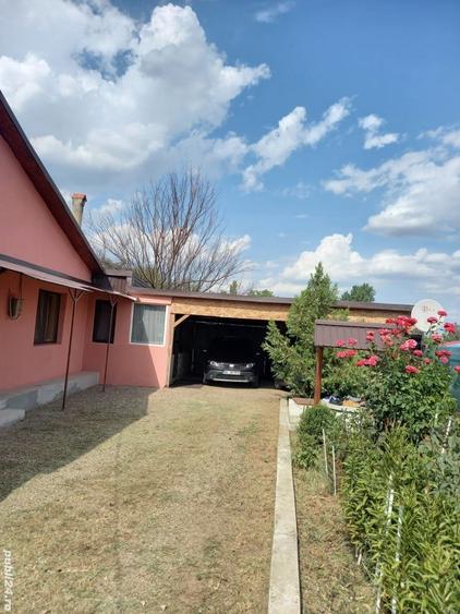 Vand casa in satul Berheci la 15km de Tecuci. - 1
