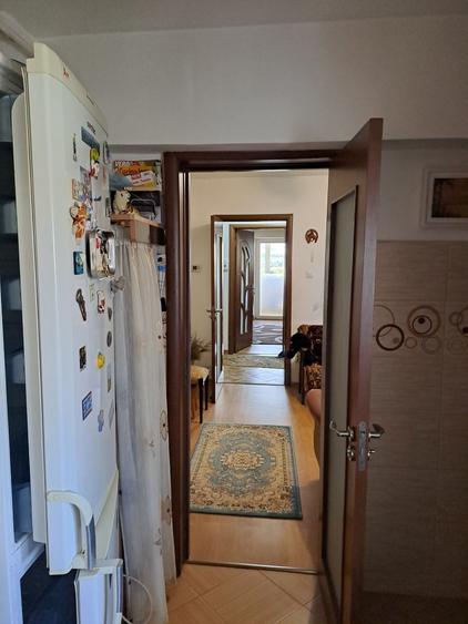 Apartament cu 2 camere decomandat în Calea Romanului