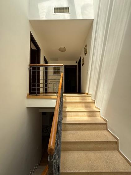Duplex cu 4 camere cu Garaj în Pantelimon