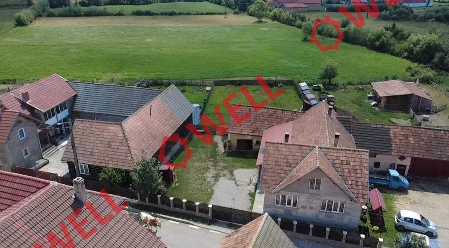 Casă cu 2 camere cu Teren 966 Mp în Sărămaș