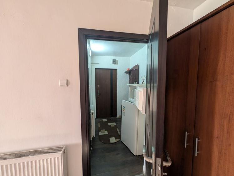 Garsonieră decomandată în Exterior Vest