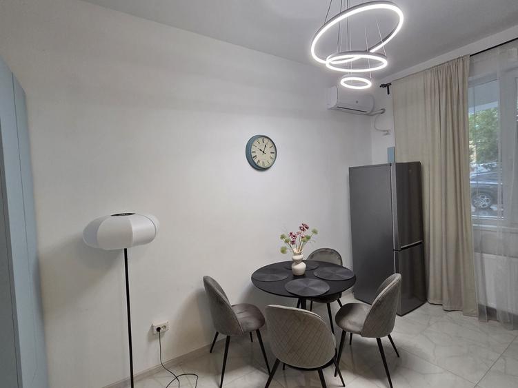 Apartament decomandat în Roșu