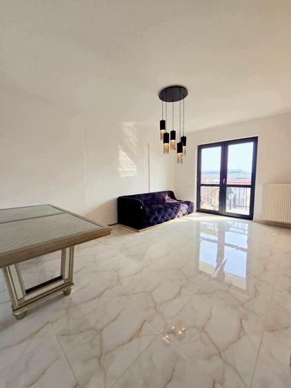 Apartament cu 3 camere decomandat în Dobroești