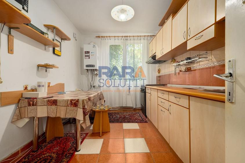 Apartament cu 3 camere decomandat, mobilat în Ultracentral