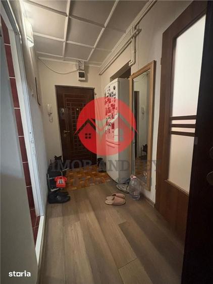 Apartament cu 2 camere decomandat în E3