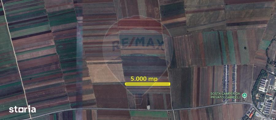 Teren de 5000 mp, în Tărlungeni