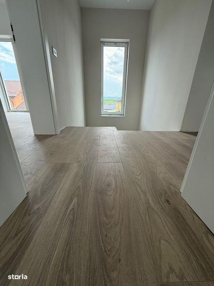 Casă cu 4 camere cu Teren 420 Mp în Valea Adâncă