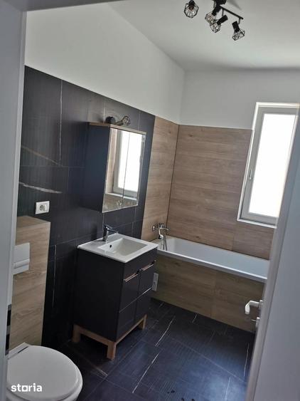 Apartament cu 2 camere semidecomandat în Giroc