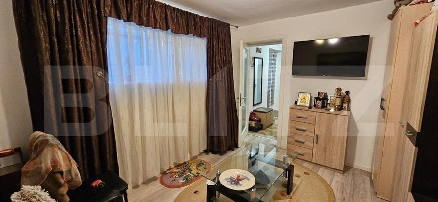 Casă cu 4 camere cu Teren 390 Mp în Hlincea