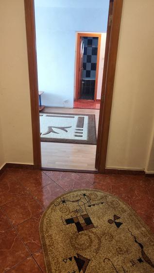 Apartament cu 2 camere semidecomandat în Militari