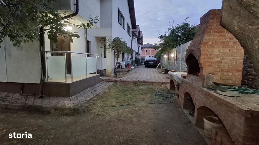 Casă cu 4 camere cu Teren 166 Mp în Central