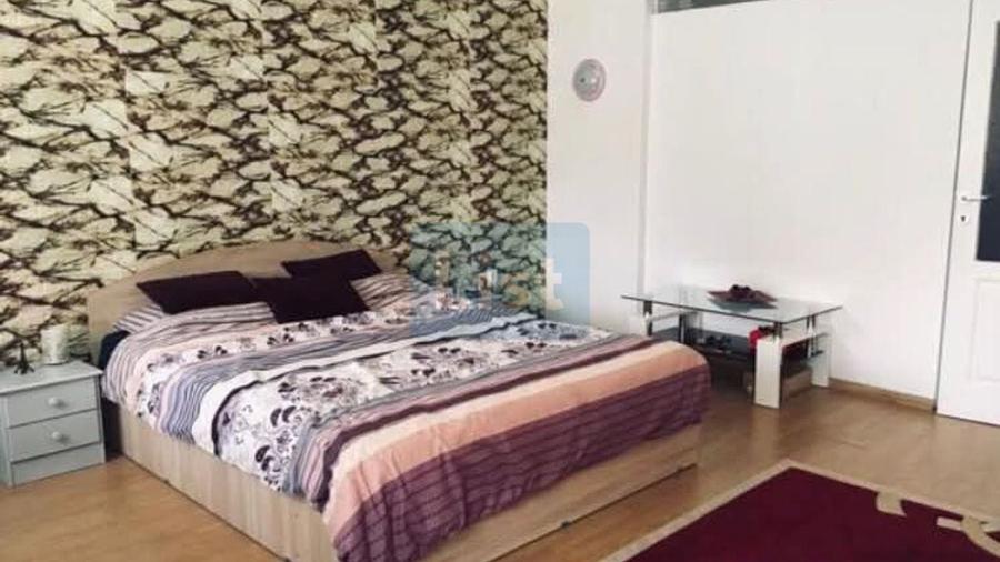 Casă cu 2 camere cu Canalizare în Valenta