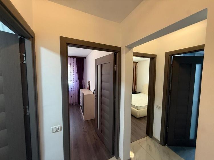 Apartament cu 3 camere decomandat în Anda