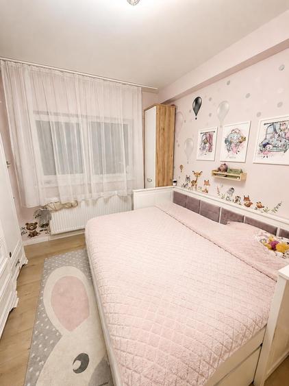 Apartament cu 3 camere decomandat, mobilat în Sânnicoară