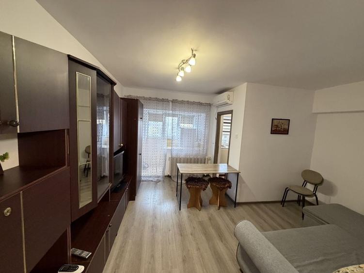 Garsonieră în Gară