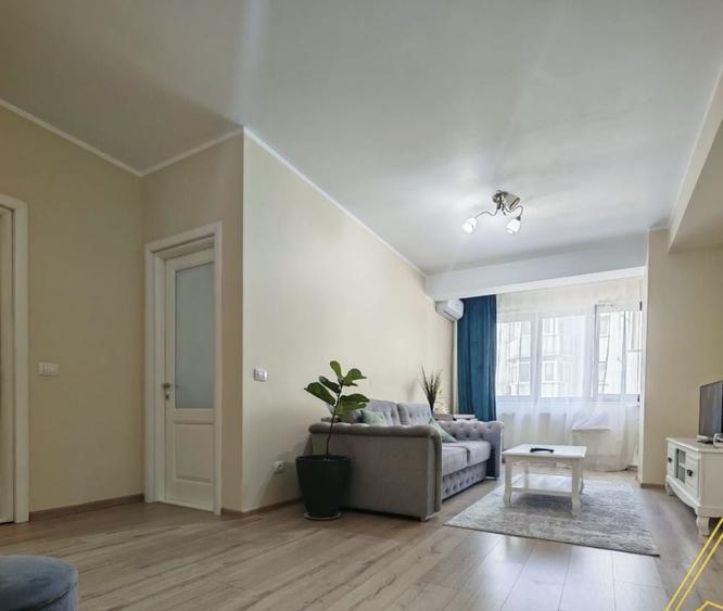 Apartament cu 2 camere decomandat în Central